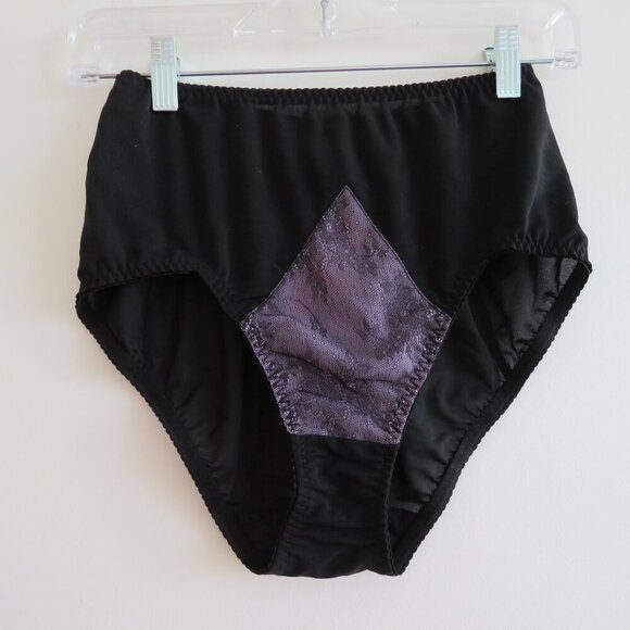 WHAT KATIE DID Betty Lavender Lace High Waisted Black Knickers 1950s Pinup NWT - Picture 2 of 13